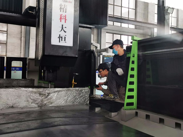 數(shù)控龍門銑床加工范圍有哪些？可以適用什么行業(yè)