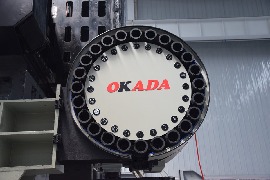 龍門(mén)加工中心刀庫(kù).jpg 龍門(mén)加工中心刀庫(kù).jpg